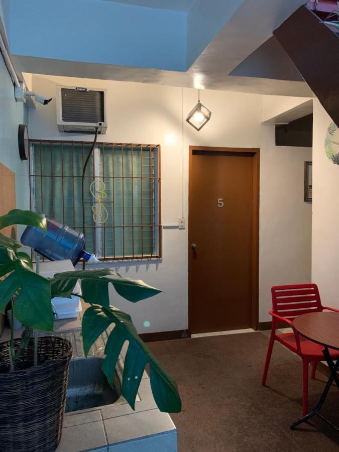 Brielles Travellers Inn Tagbilaran City Kültér fotó